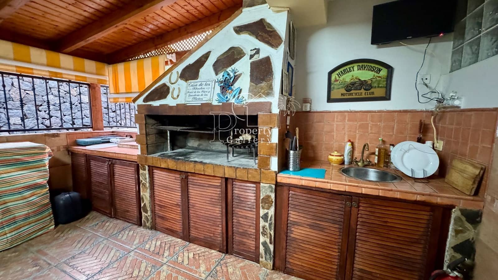 3 chambre Villa/Maison Semi-Mitoyenne à vendre à Adeje avec garage - 550 000 € (Ref: 8614896)