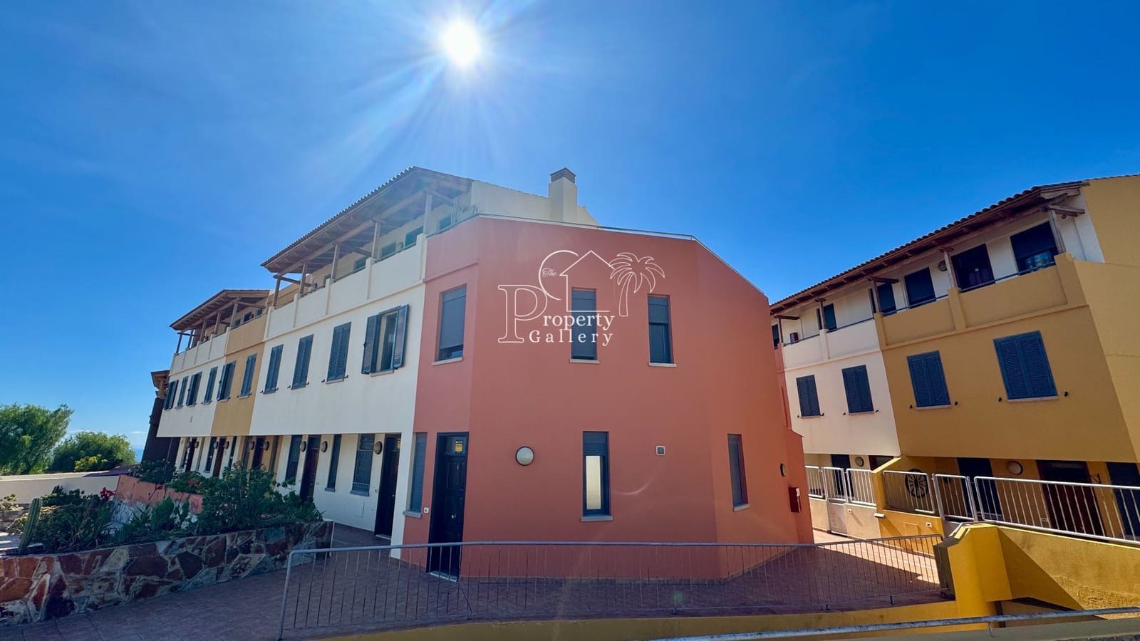 3 soveværelse Lejlighed til salg i Las Chafiras (San Miguel) med garage - € 455.000 (Ref: 8622558)