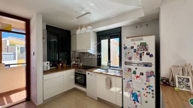 3 soveværelse Lejlighed til salg i Las Chafiras (San Miguel), San Miguel de Abona med garage - € 455.000 (Ref: 8622558)