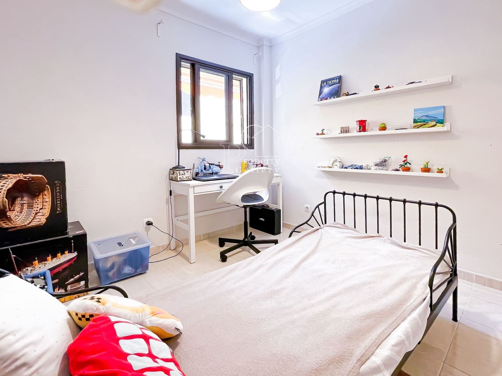 3 slaapkamer Appartement te koop in Parque de la Reina met garage - € 269.000 (Ref: 8694741)