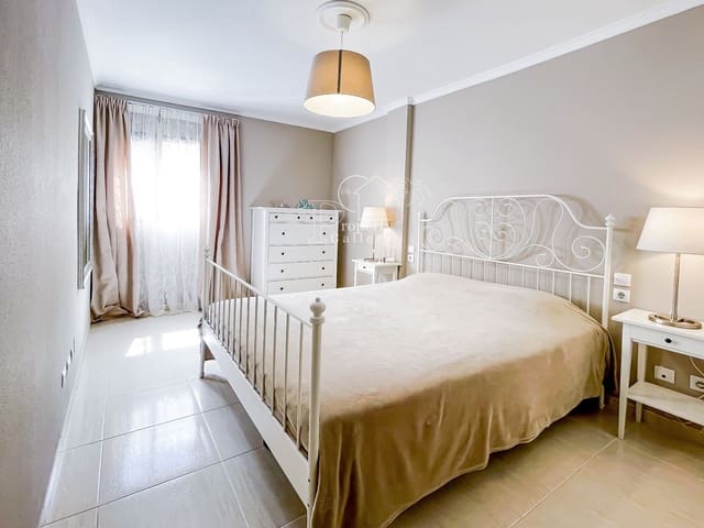 3 soveværelse Lejlighed til salg i Parque de la Reina, Arona med garage - € 269.000 (Ref: 8694741)