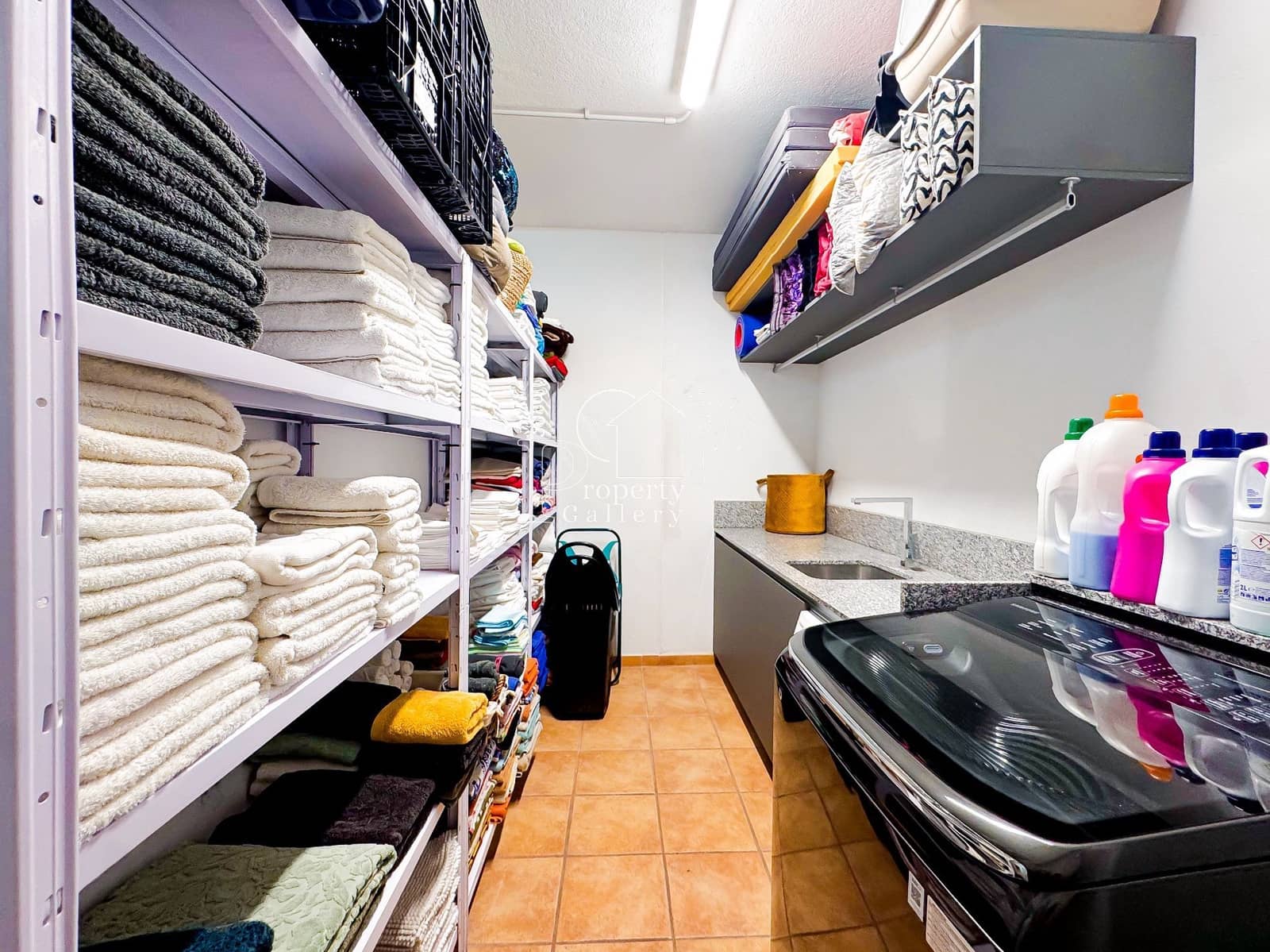 3 soveværelse Villa til salg i Puerto Santiago med swimmingpool garage - € 1.150.000 (Ref: 8697919)