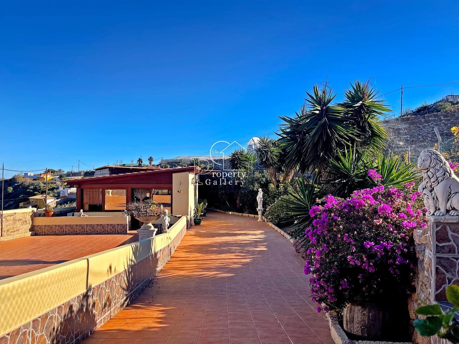 5 soveværelse Finca/Landehus til salg i Arico med swimmingpool garage - € 1.850.000 (Ref: 8703659)