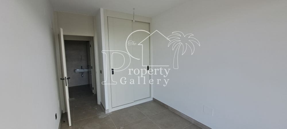 2 sypialnia Penthouse na sprzedaż w Costa Adeje z basenem garażem - 650 000 € (Ref: 8826973)