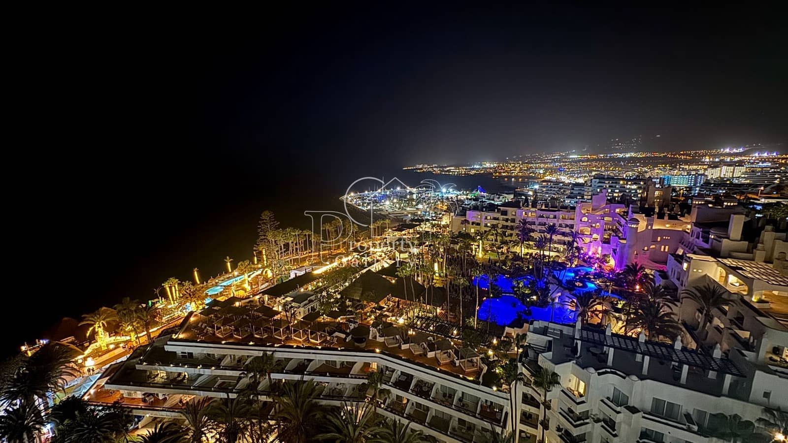 1 bedroom Penthouse for sale in Costa Adeje with pool - € 1,595,000 (Ref: 8840585)