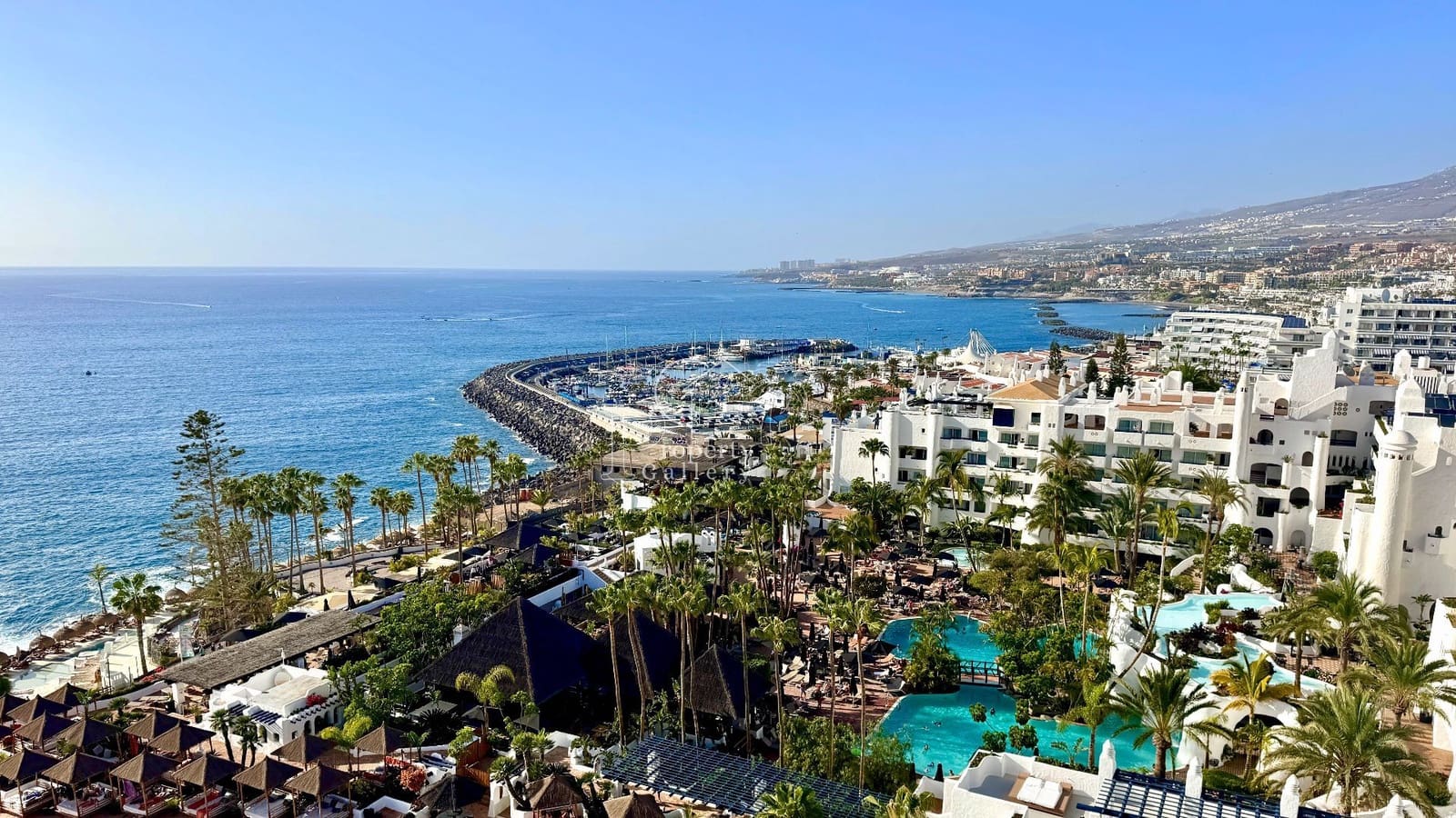 1 bedroom Penthouse for sale in Costa Adeje with pool - € 1,595,000 (Ref: 8840585)