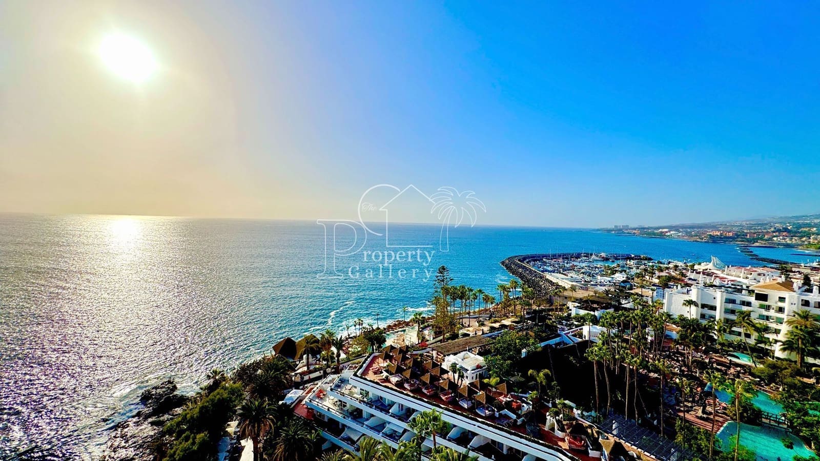 1 bedroom Penthouse for sale in Costa Adeje with pool - € 1,595,000 (Ref: 8840585)