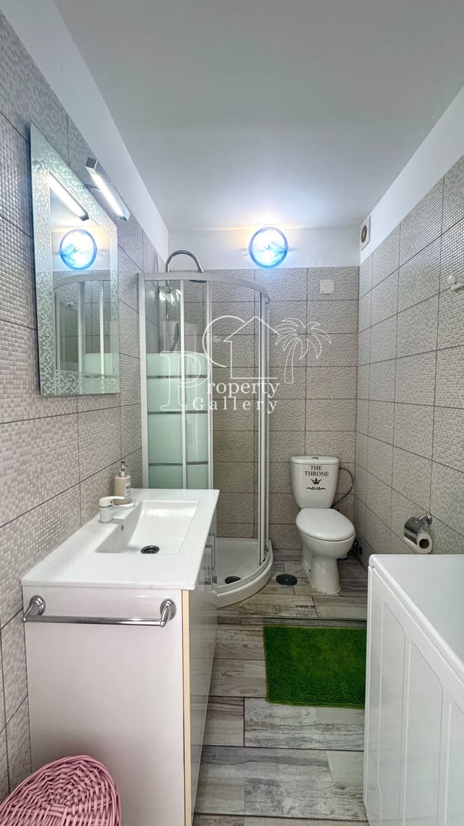 1 bedroom Apartment for sale in Costa del Silencio with pool garage - € 182,700 (Ref: 8961124)