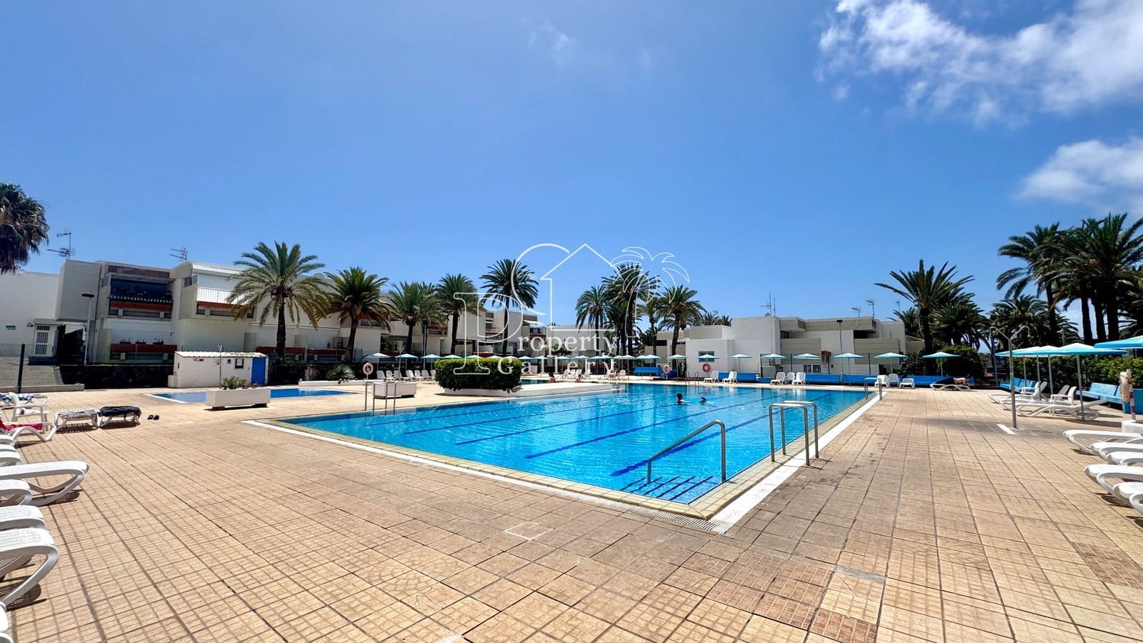 1 bedroom Apartment for sale in Costa del Silencio with pool garage - € 182,700 (Ref: 8961124)