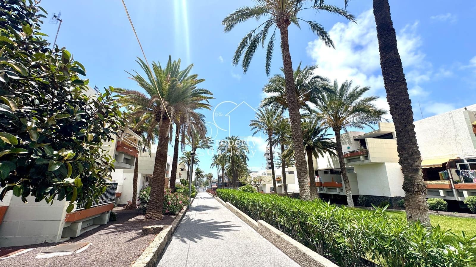 1 bedroom Apartment for sale in Costa del Silencio with pool garage - € 182,700 (Ref: 8961124)