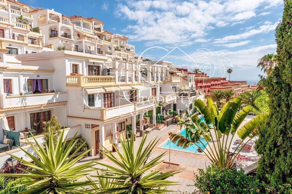 1 bedroom Apartment for sale in Costa Adeje with pool - € 284,999 (Ref: 9081274)