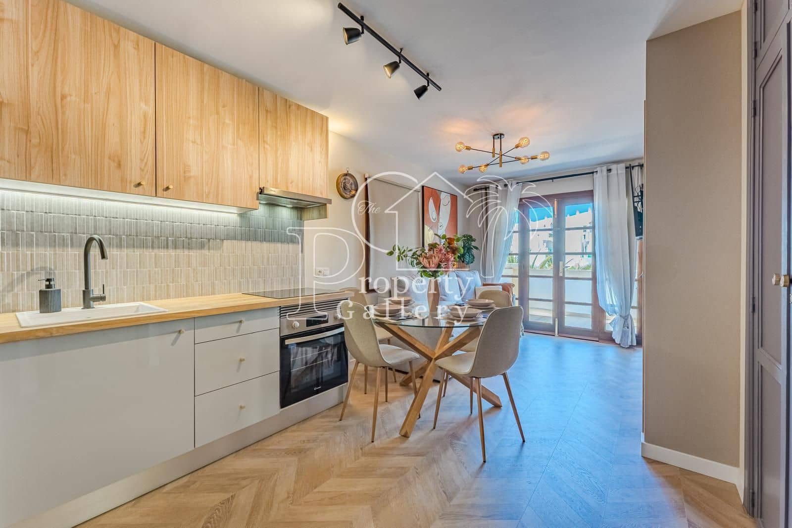 1 bedroom Apartment for sale in Costa Adeje with pool - € 284,999 (Ref: 9081274)