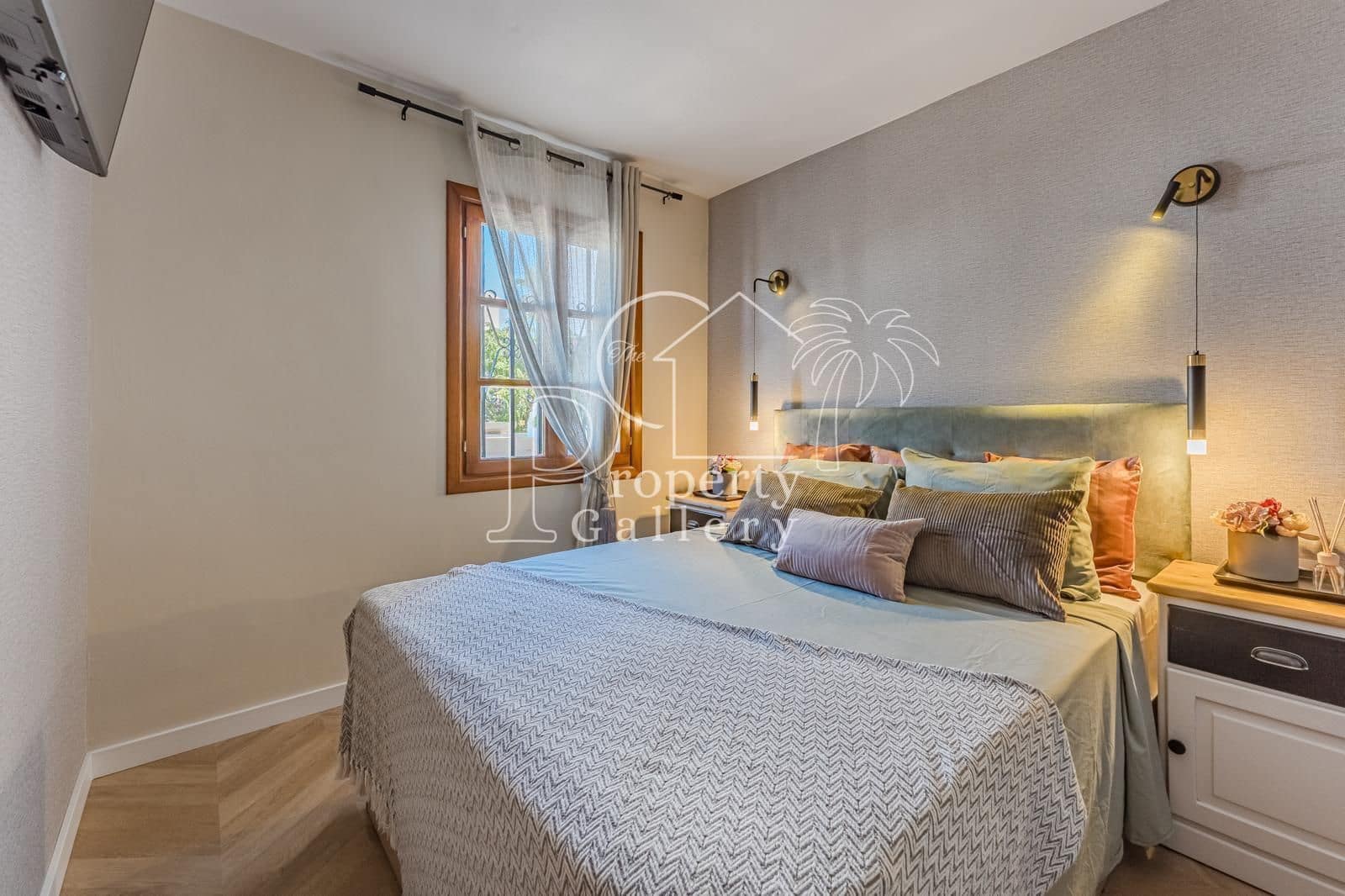 1 bedroom Apartment for sale in Costa Adeje with pool - € 284,999 (Ref: 9081274)