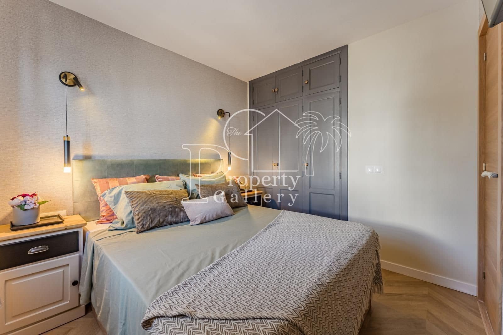 1 bedroom Apartment for sale in Costa Adeje with pool - € 284,999 (Ref: 9081274)