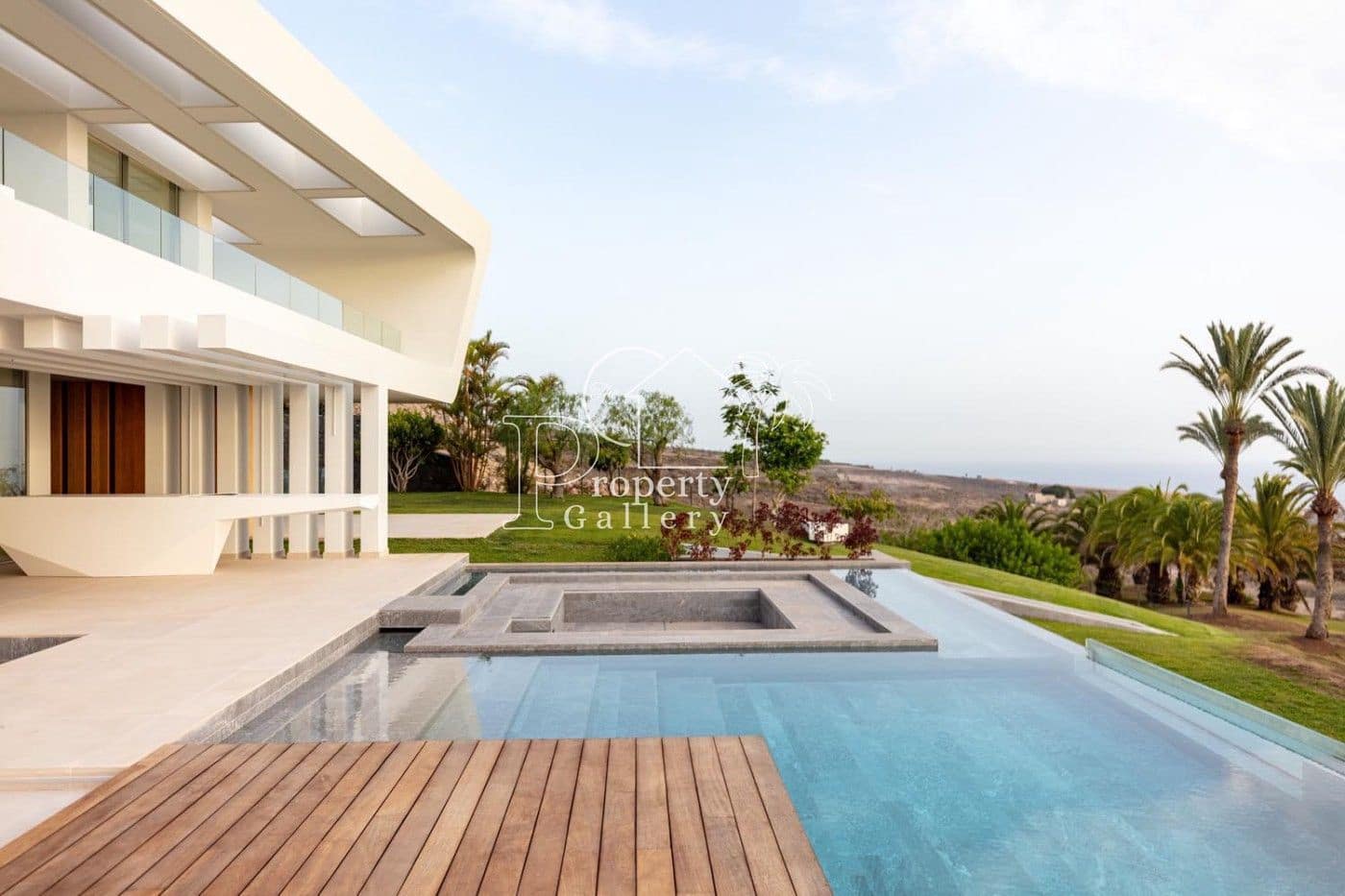 Grunde uden byggetilladelser til salg i Guia de Isora - € 900.000 (Ref: 9102687)