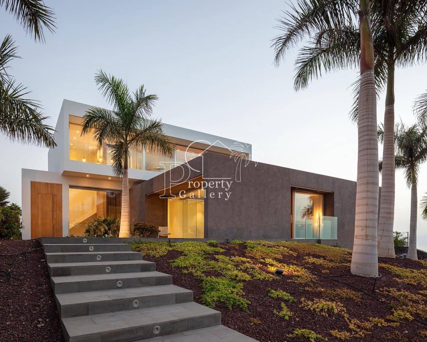 Grunde uden byggetilladelser til salg i Guia de Isora - € 900.000 (Ref: 9102687)