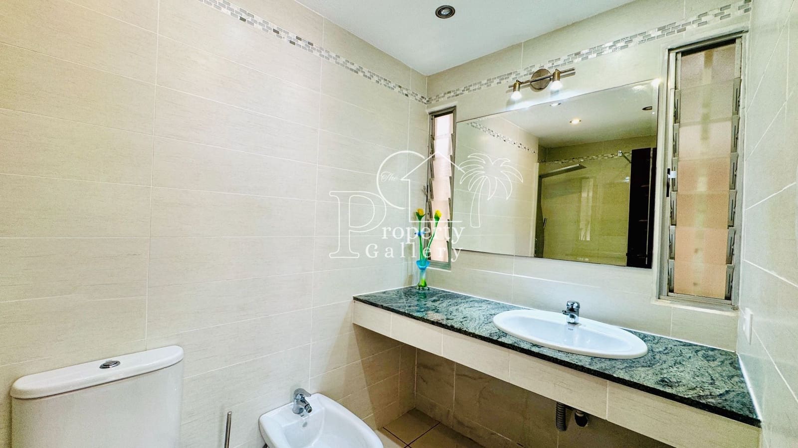 6 soveværelse Villa til salg i Costa Adeje med swimmingpool garage - € 3.800.000 (Ref: 9129450)