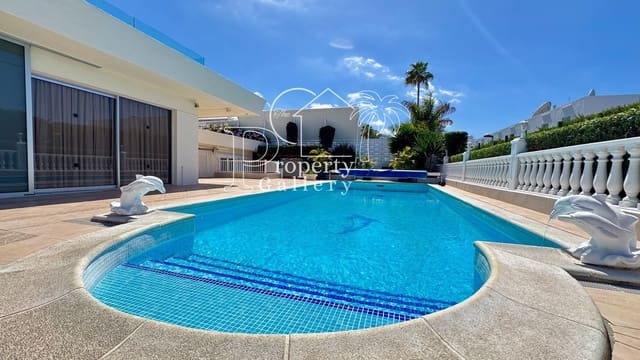 6 soveværelse Villa til salg i San Eugenio Bajo, Adeje med swimmingpool garage - € 3.800.000 (Ref: 9129450)