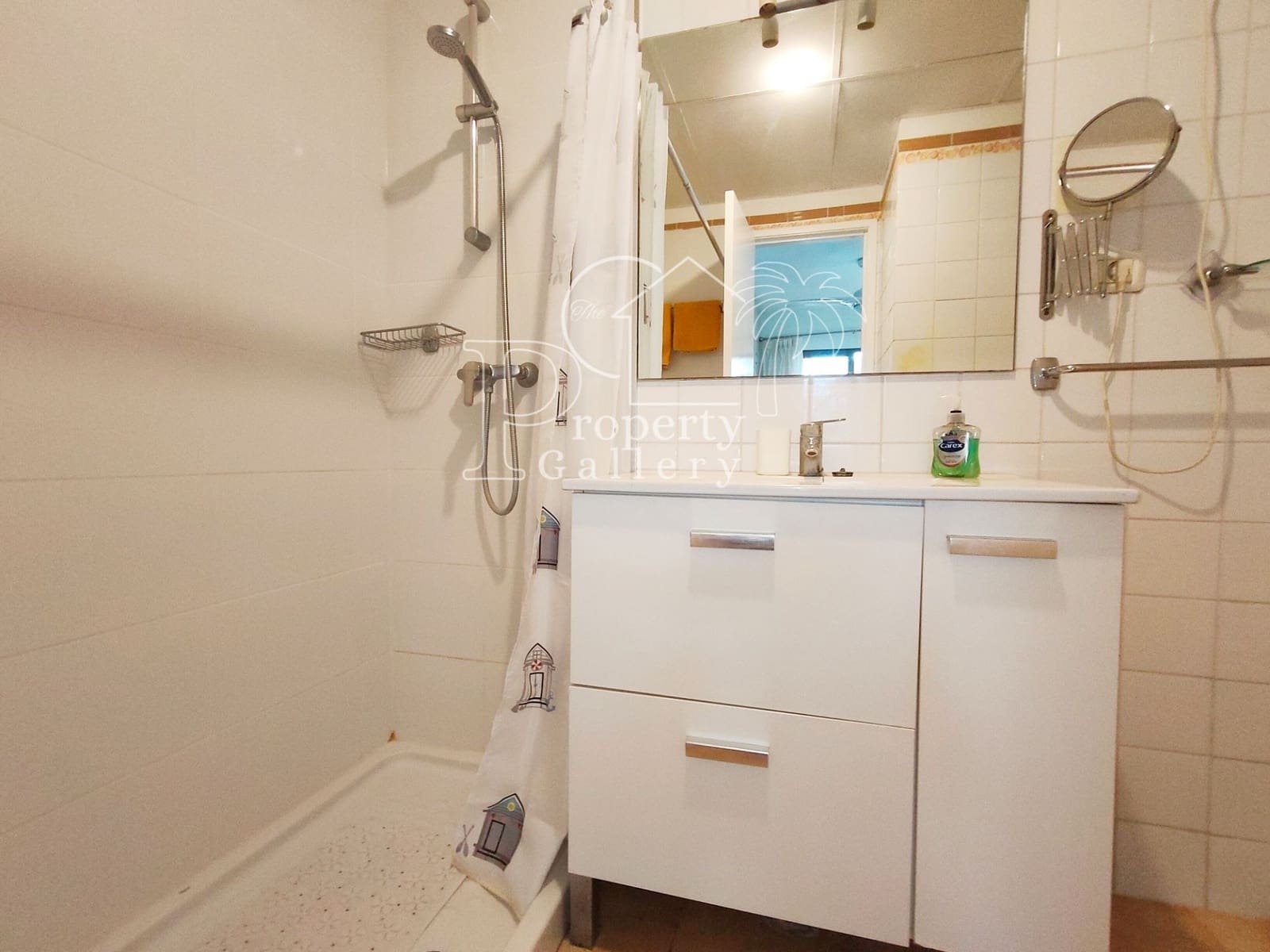 2 soveværelse Lejlighed til salg i Los Cristianos med swimmingpool - € 315.000 (Ref: 9146716)