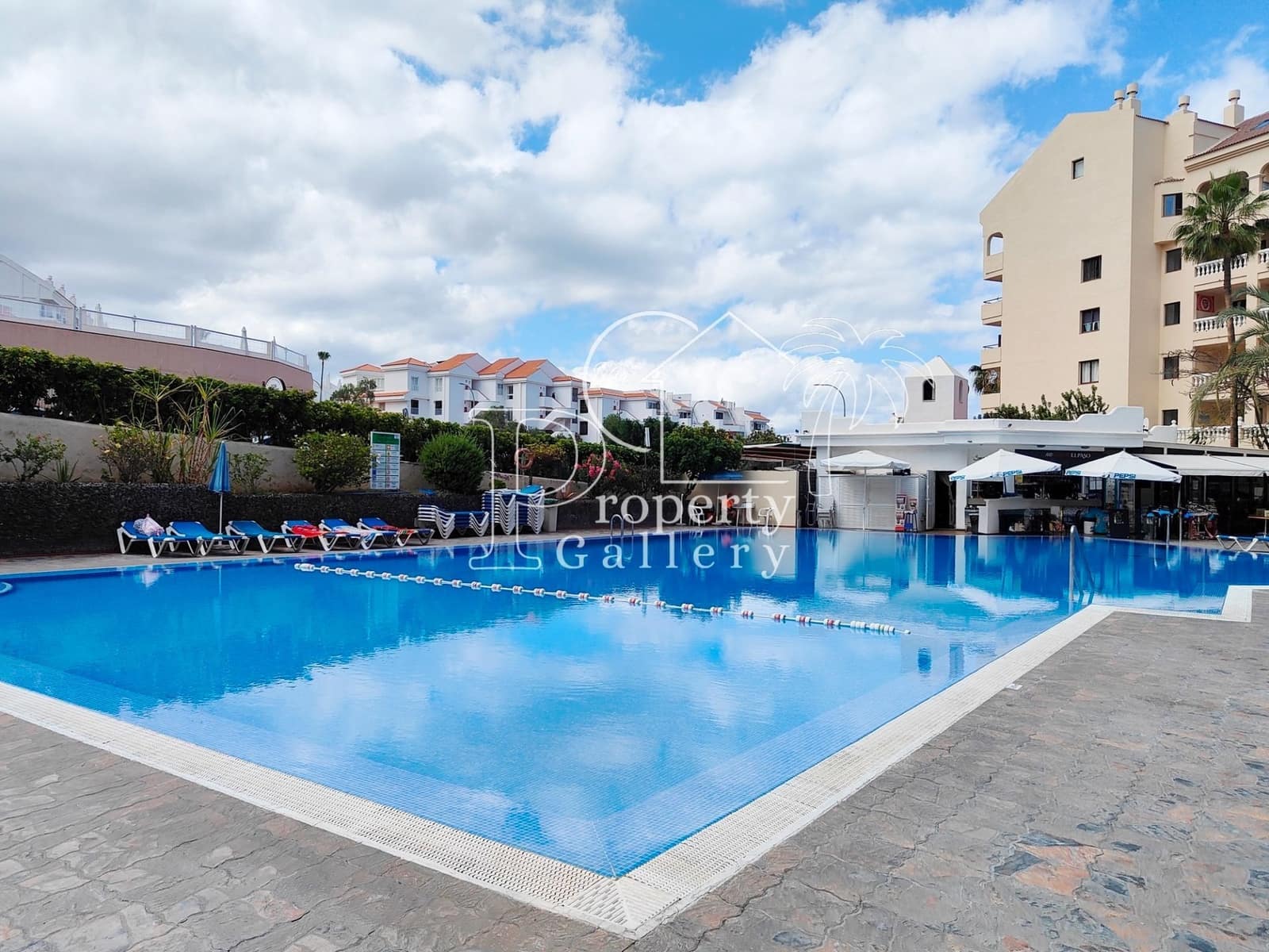 2 soveværelse Lejlighed til salg i Los Cristianos med swimmingpool - € 315.000 (Ref: 9146716)