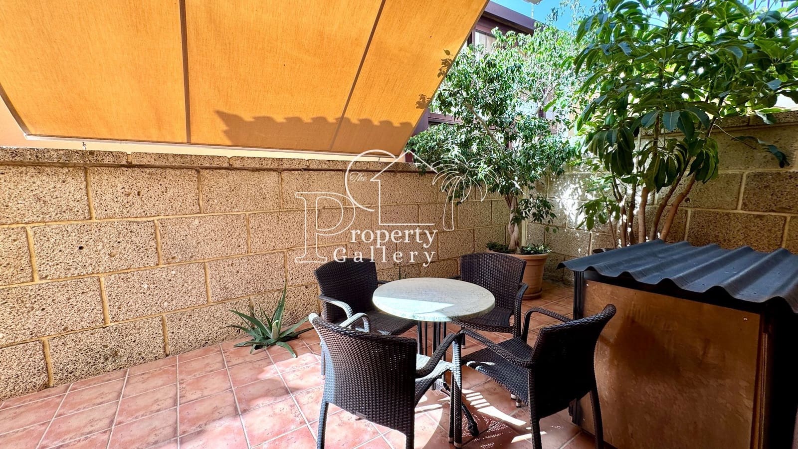 3 soveværelse Villa til salg i Arona med garage - € 485.000 (Ref: 9163371)