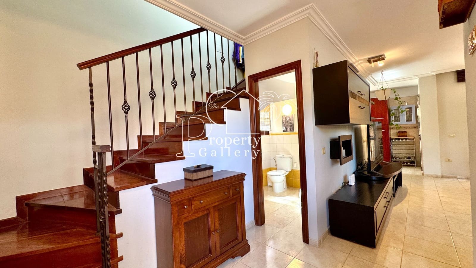 3 soveværelse Villa til salg i Arona med garage - € 485.000 (Ref: 9163371)