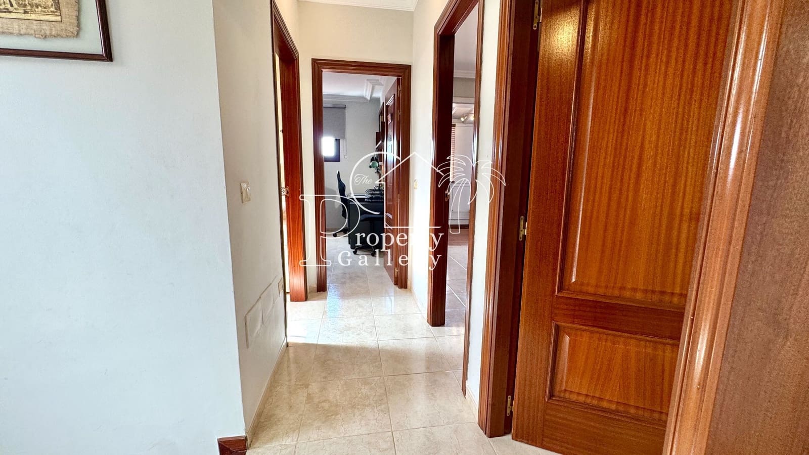 3 soveværelse Villa til salg i Arona med garage - € 485.000 (Ref: 9163371)