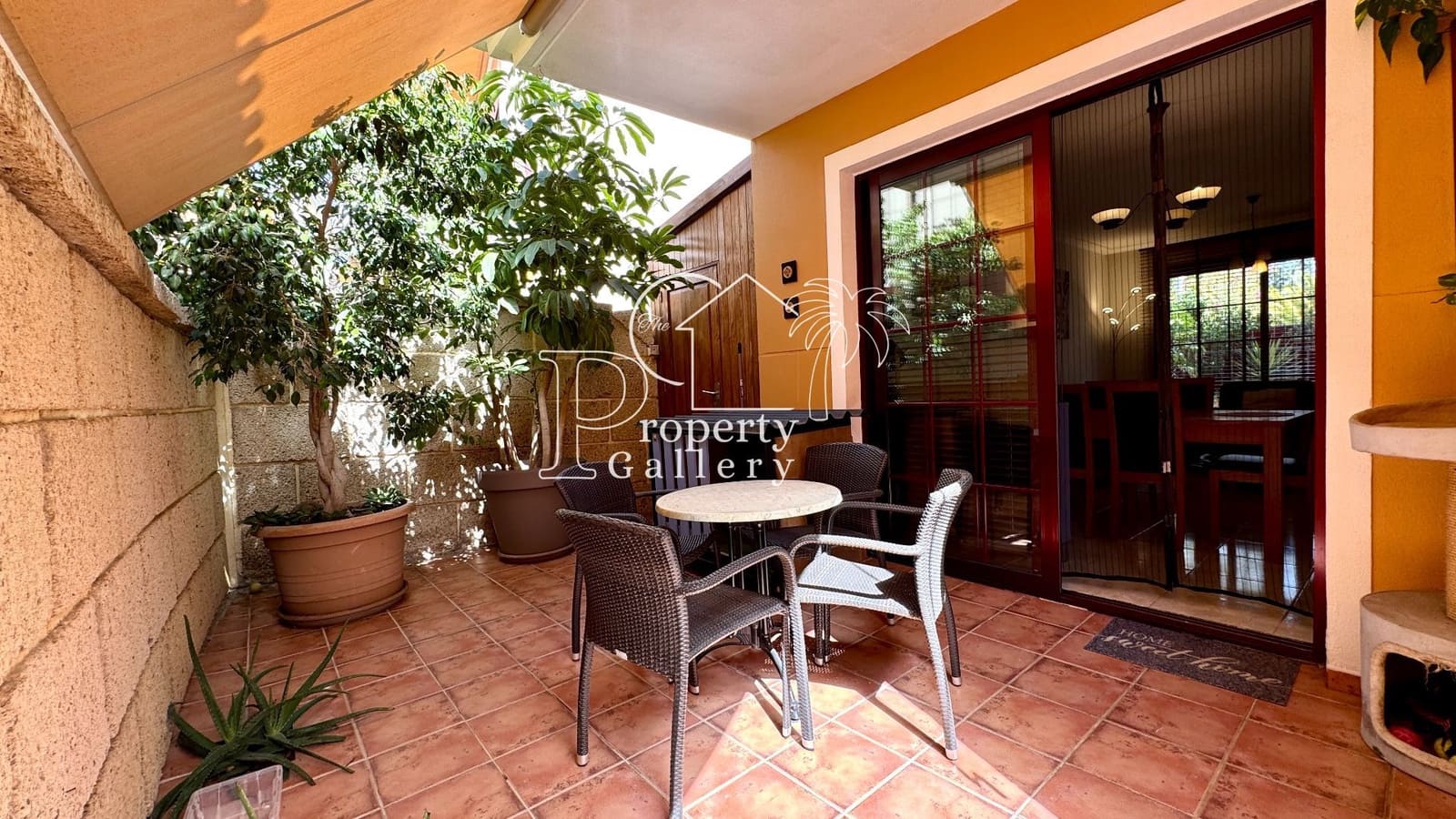 3 soveværelse Villa til salg i Arona med garage - € 485.000 (Ref: 9163371)