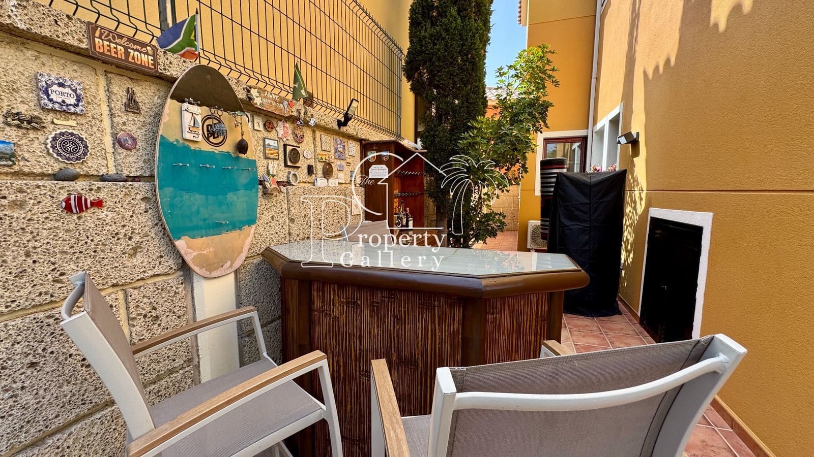 3 soveværelse Villa til salg i Arona med garage - € 485.000 (Ref: 9163371)