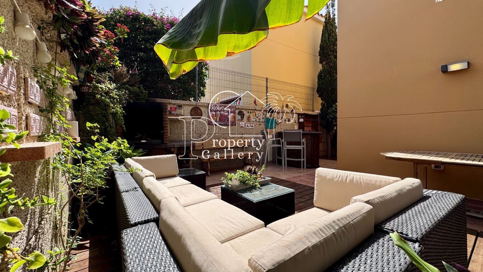 3 soveværelse Villa til salg i Arona med garage - € 485.000 (Ref: 9163371)