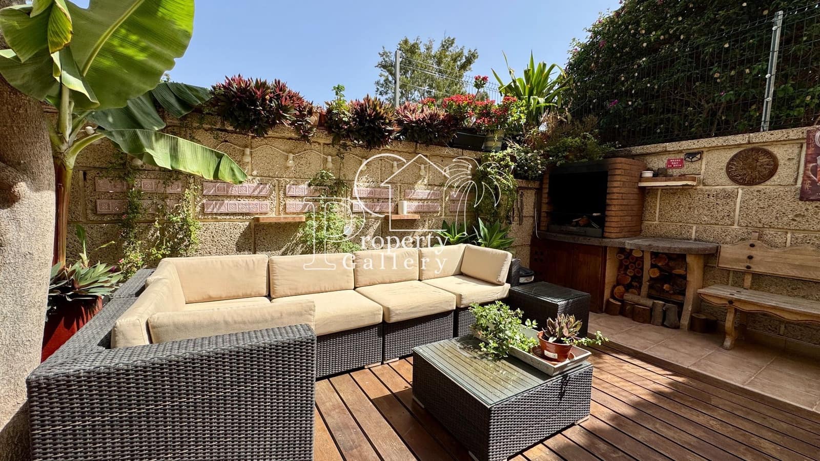 3 soveværelse Villa til salg i Arona med garage - € 485.000 (Ref: 9163371)