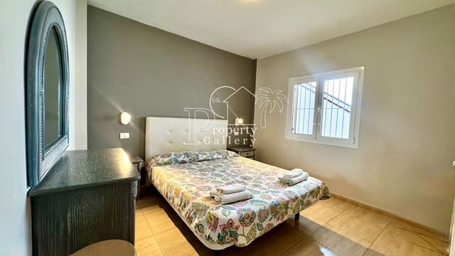 1 soveværelse Lejlighed til salg i Los Cristianos, Arona med swimmingpool garage - € 235.000 (Ref: 9176153)