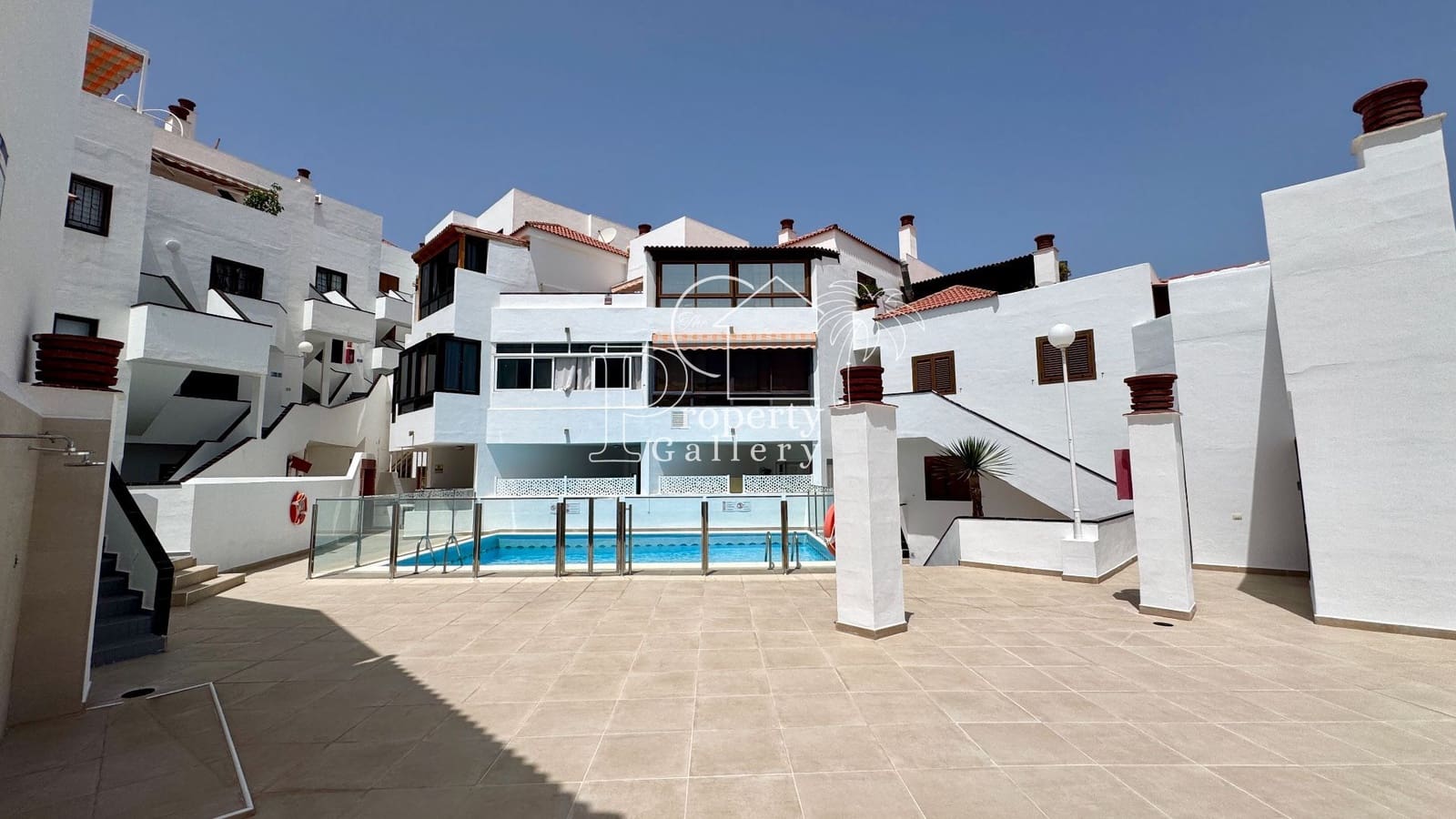 1 soveværelse Lejlighed til salg i Los Cristianos med swimmingpool garage - € 235.000 (Ref: 9176153)