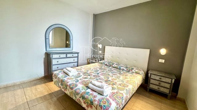 1 soveværelse Lejlighed til salg i Los Cristianos, Arona med swimmingpool garage - € 235.000 (Ref: 9176153)