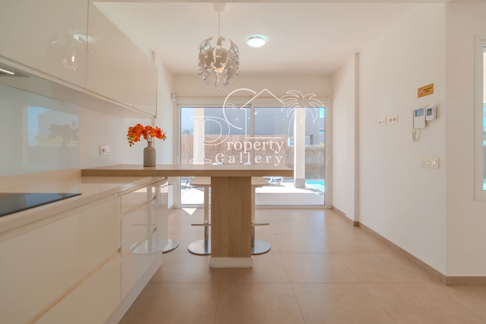 3 soverom Villa til salgs i Adeje med svømmebasseng garasje - € 1 175 000 (Ref: 9232159)