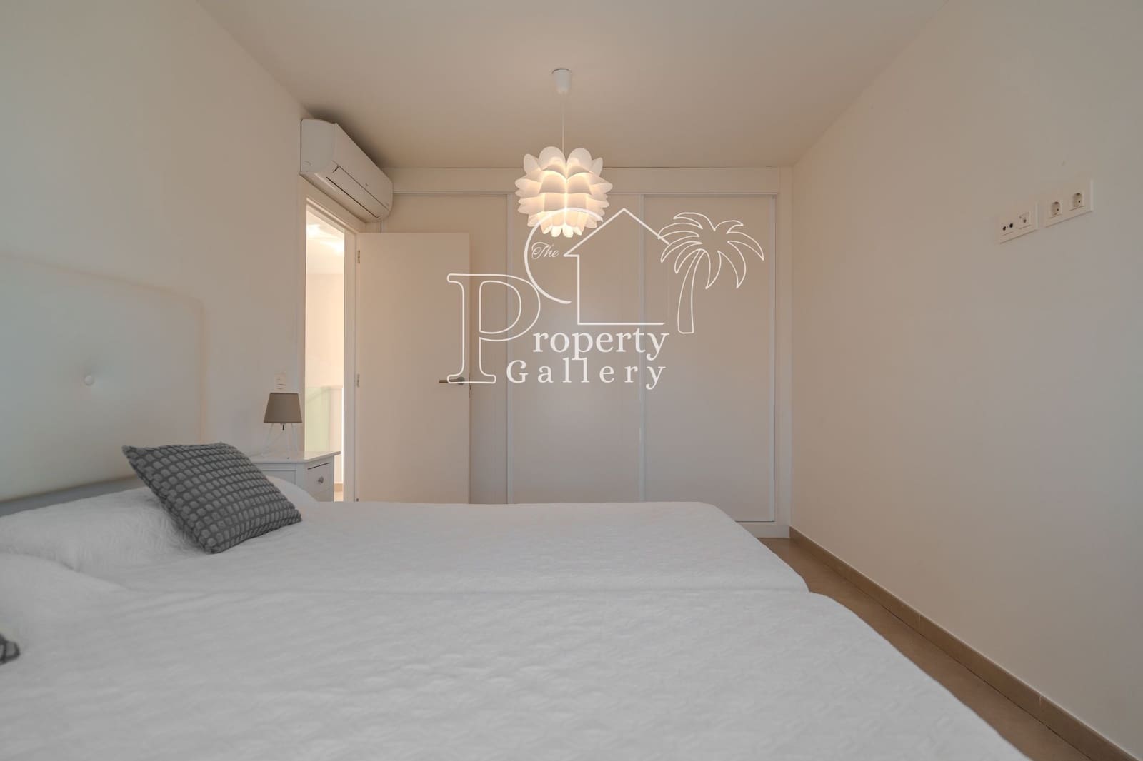 3 soverom Villa til salgs i Adeje med svømmebasseng garasje - € 1 175 000 (Ref: 9232159)