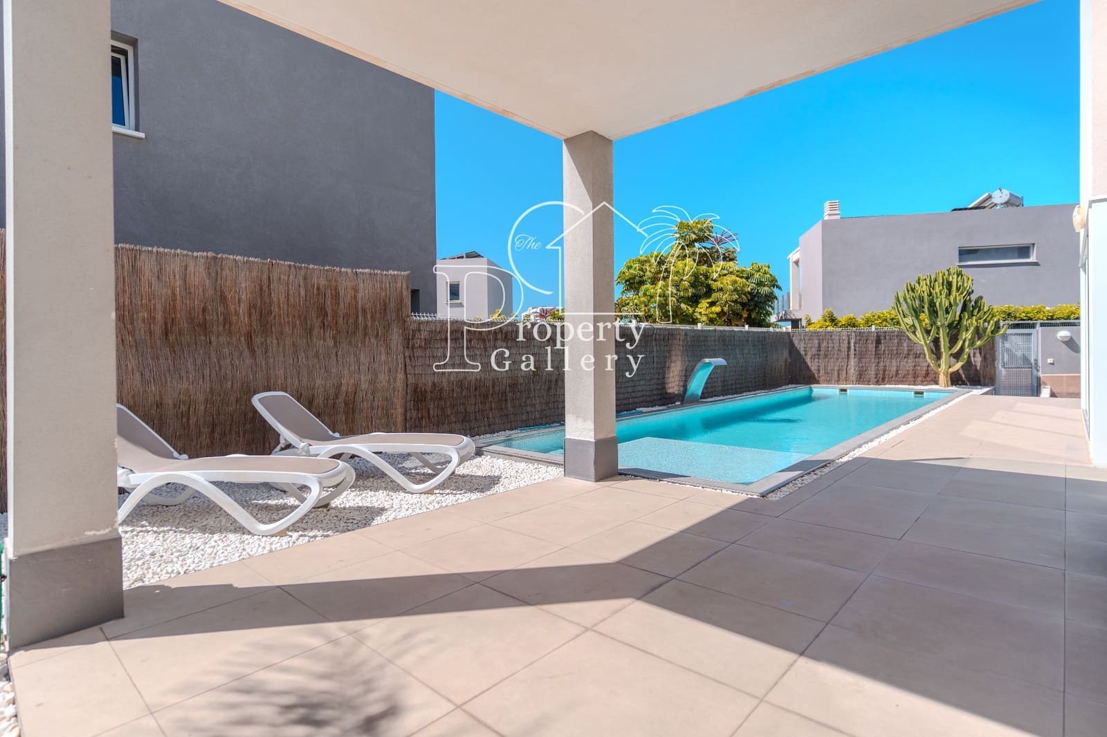 3 soverom Villa til salgs i Adeje med svømmebasseng garasje - € 1 175 000 (Ref: 9232159)