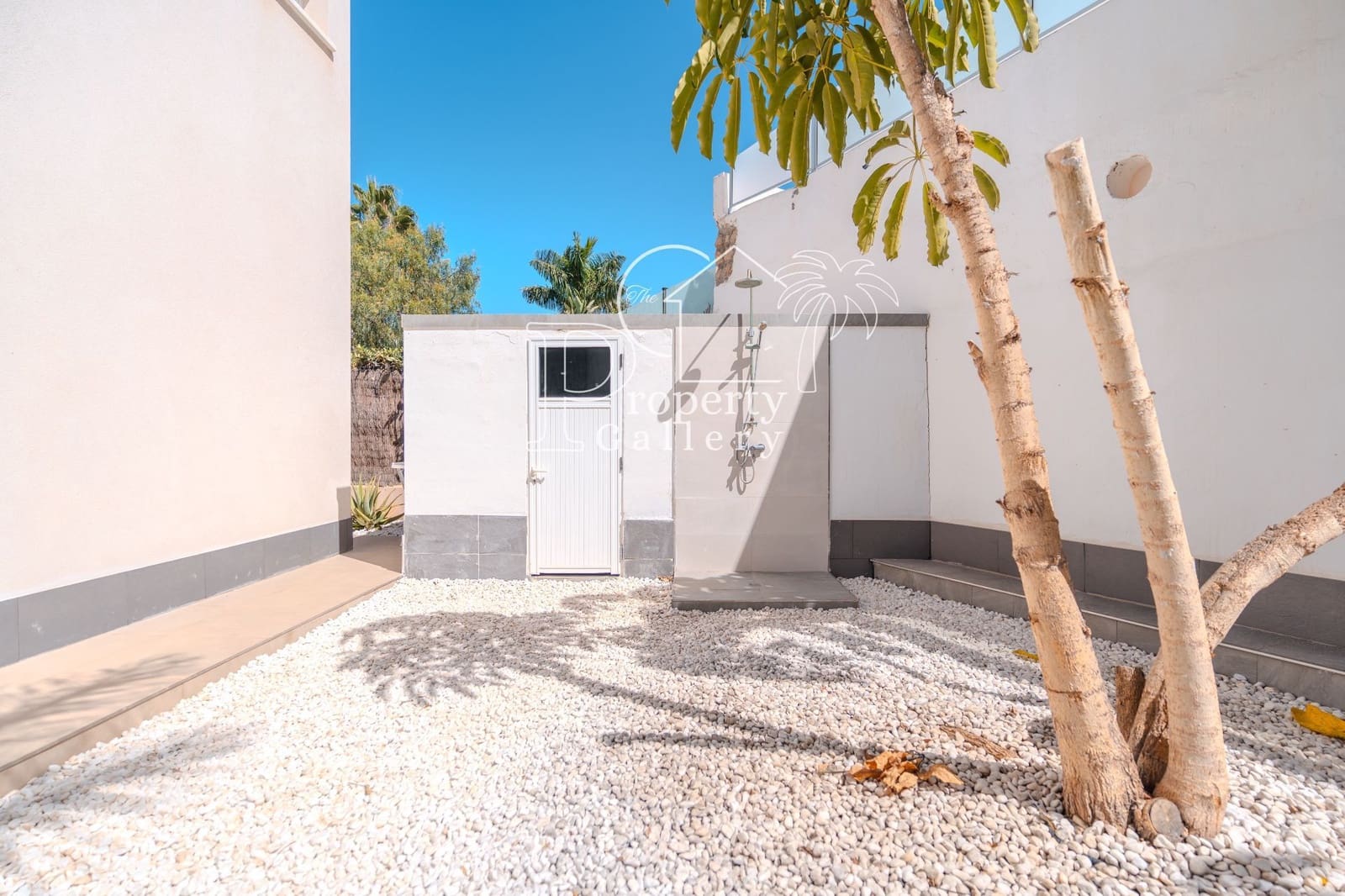 3 soverom Villa til salgs i Adeje med svømmebasseng garasje - € 1 175 000 (Ref: 9232159)