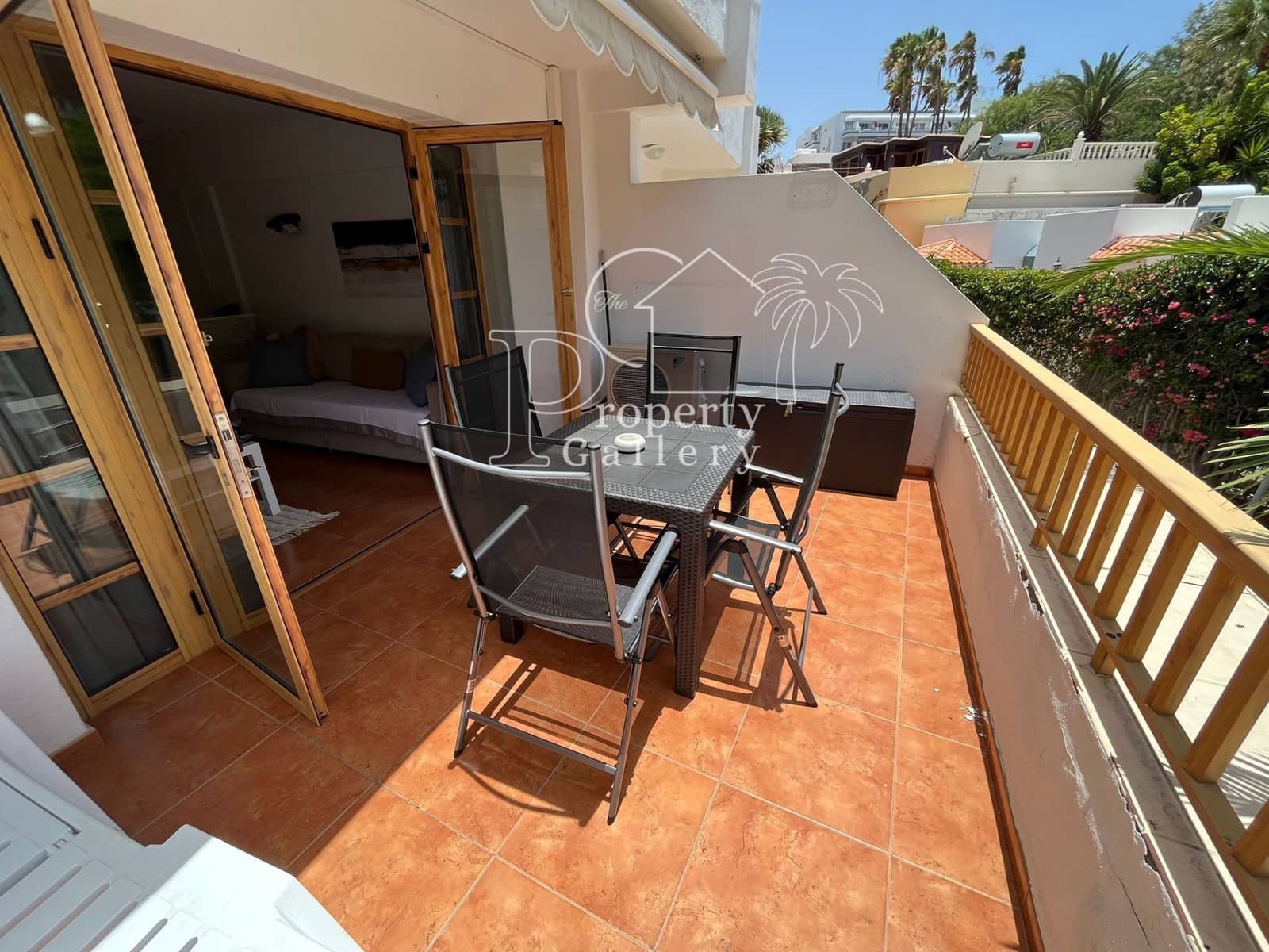 Studio te koop in Costa Adeje met zwembad - € 250.000 (Ref: 9246302)
