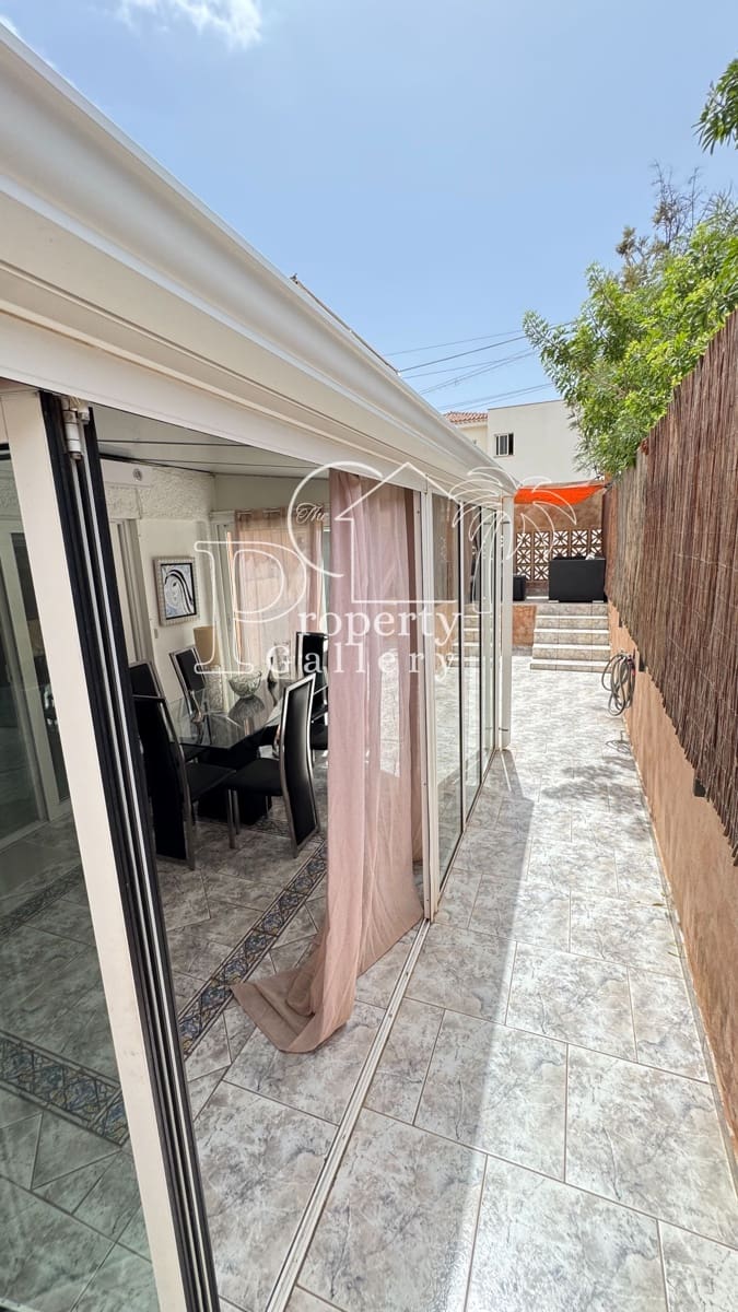 2 soverom Kjedet enebolig til salgs i Palm-Mar med garasje - € 600 000 (Ref: 9300422)