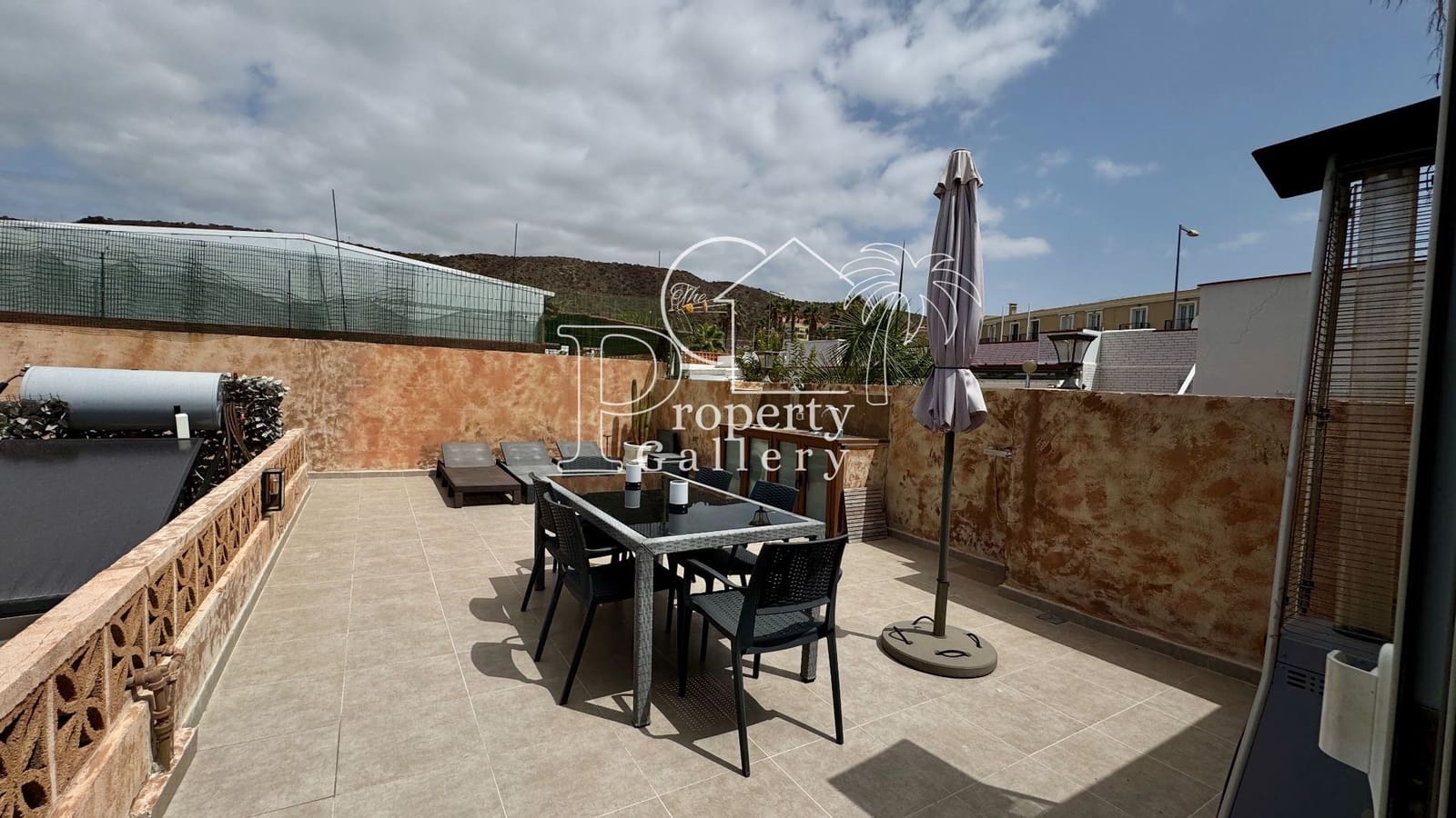 2 soverom Kjedet enebolig til salgs i Palm-Mar med garasje - € 600 000 (Ref: 9300422)