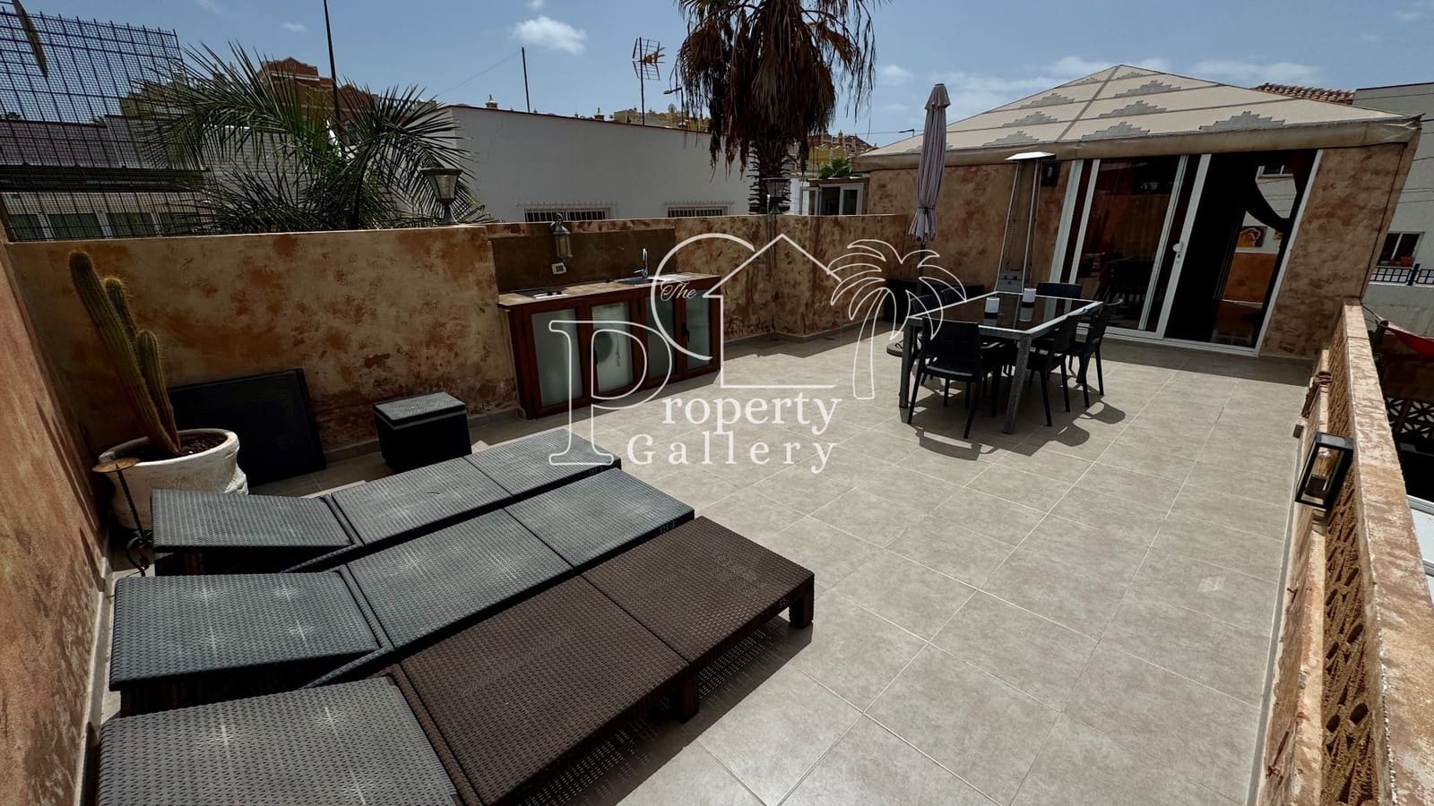 2 soverom Kjedet enebolig til salgs i Palm-Mar med garasje - € 600 000 (Ref: 9300422)