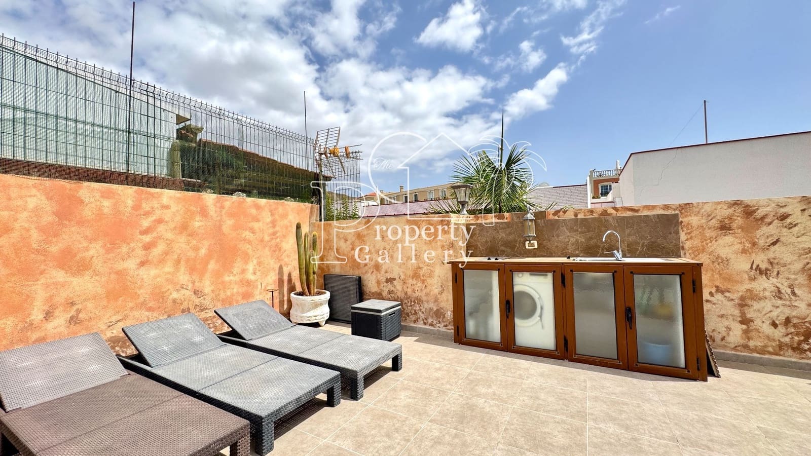 2 soverom Kjedet enebolig til salgs i Palm-Mar med garasje - € 600 000 (Ref: 9300422)