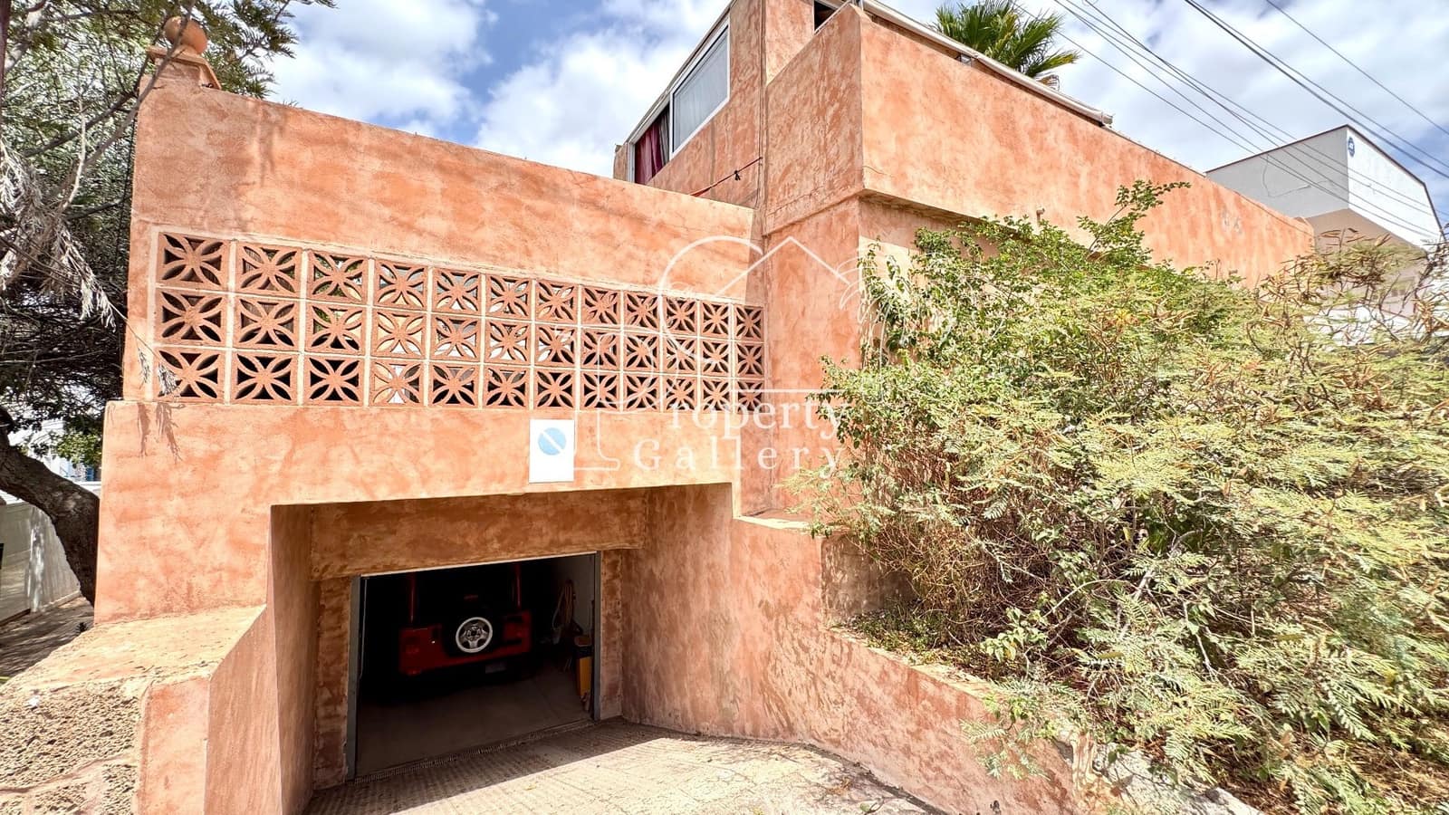 2 soverom Kjedet enebolig til salgs i Palm-Mar med garasje - € 600 000 (Ref: 9300422)