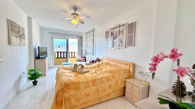 2 soverom Penthouse til salgs i Torviscas, Adeje med svømmebasseng garasje - € 588 000 (Ref: 9353112)