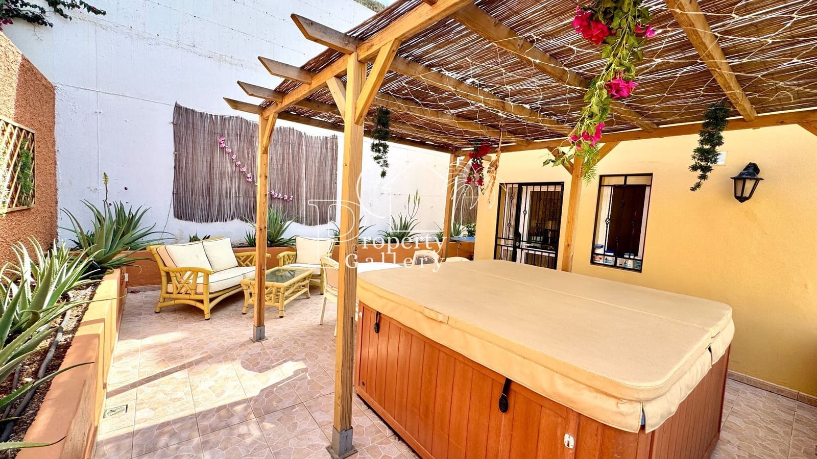 2 sovrum Takvåning till salu i Torviscas med pool garage - 588 000 € (Ref: 9353112)