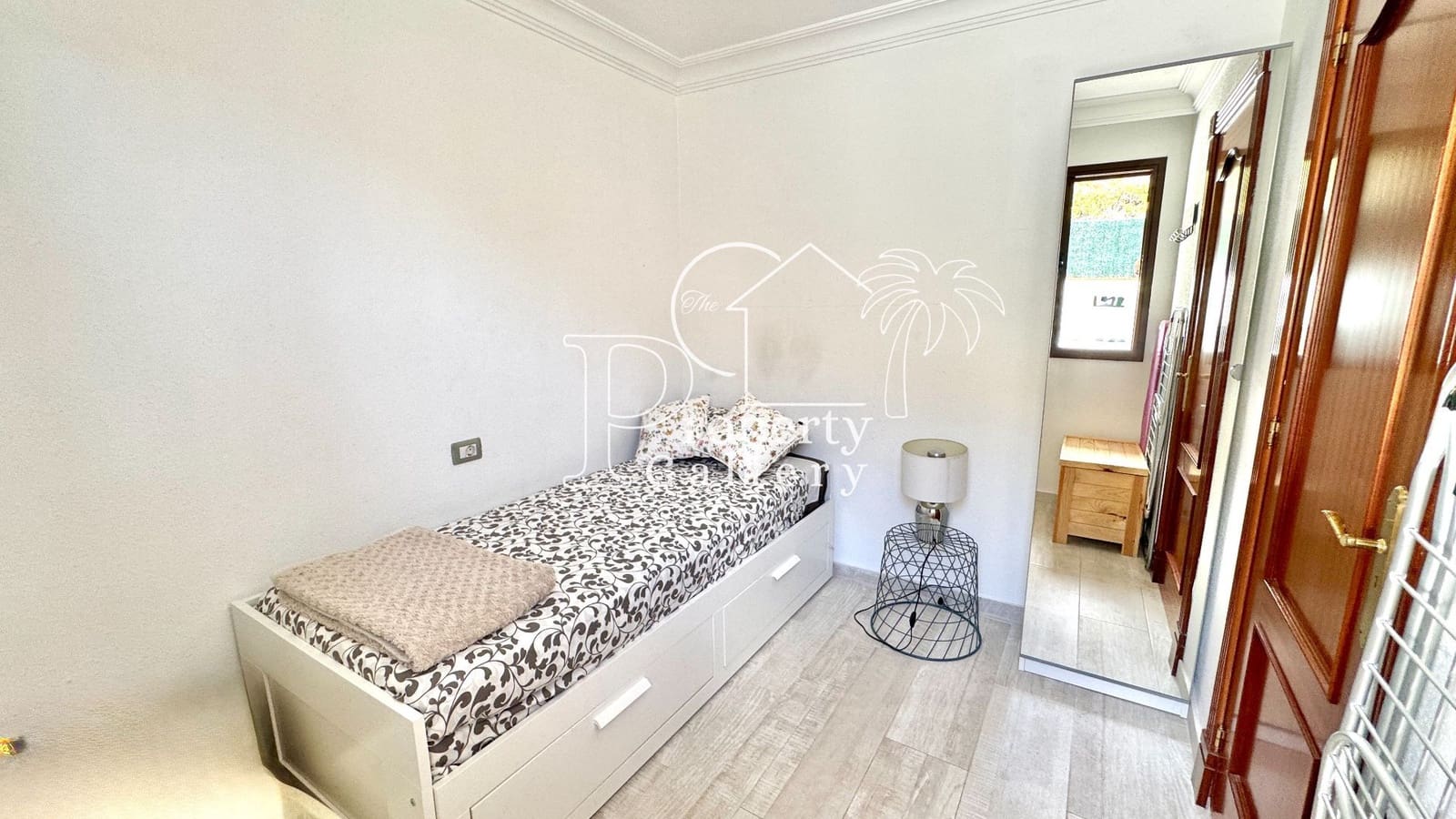3 bedroom Townhouse for sale in Costa Adeje with garage - € 499,000 (Ref: 9358836)