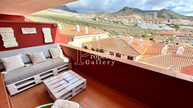 3 soveværelse Byhus til salg i Playa de Fañabé Alto, Adeje med garage - € 499.000 (Ref: 9358836)