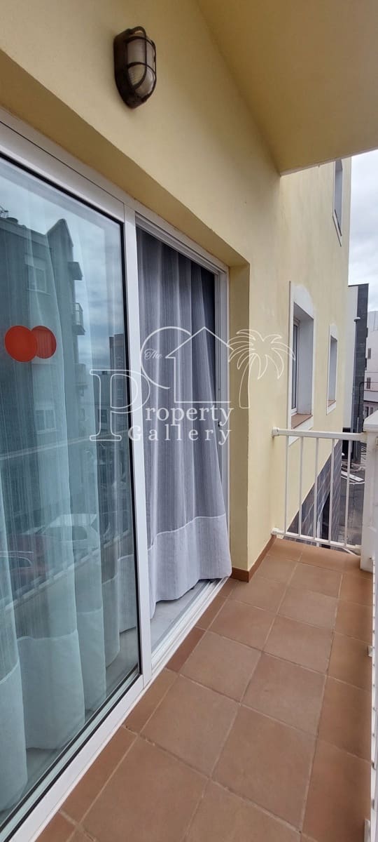 2 soveværelse Lejlighed til salg i Adeje med garage - € 265.000 (Ref: 9390082)