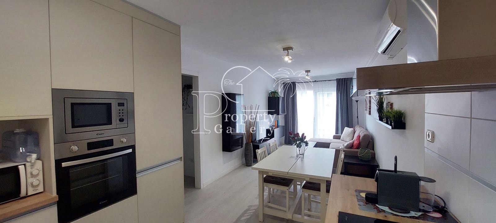 2 soveværelse Lejlighed til salg i Adeje med garage - € 265.000 (Ref: 9390082)